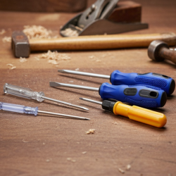 6-in-1 Multi Screwdriver Hand Tool Kit Set