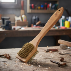 Wooden Handle Steel Wire Brush (1 Pc)